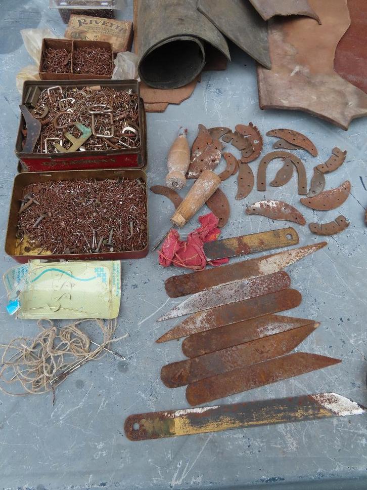 Caoutchouc & cuir épais cordonnerie, lames, aiguilles..., Diversen, Rommelmarktspullen, Gebruikt, Ophalen