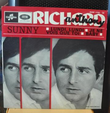 vinyl 45 tour richard anthony (x20311) beschikbaar voor biedingen