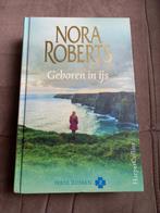 Nora Roberts - Geboren in ijs, Boeken, Gelezen, Amerika, Ophalen of Verzenden, Nora Roberts