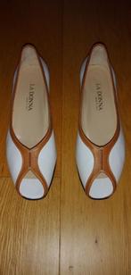 Chaussures La Donna en cuir (blanc/cognac) pointure 39, Kleding | Dames, Schoenen, Autre, Schoenen met lage hakken, Wit, Ophalen of Verzenden