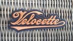 Velocette motorfiets strijk patch embleem logo - 123 x 49 mm, Motoren, Nieuw