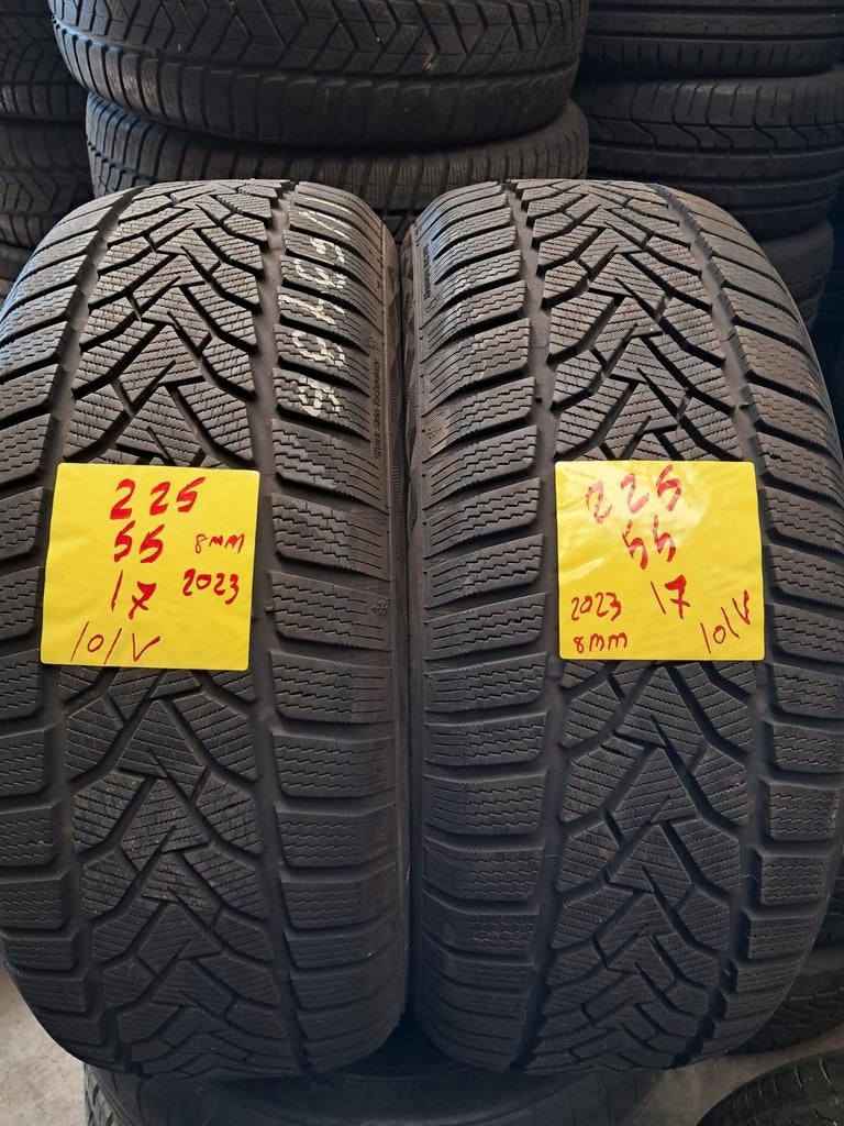 2255517  101V demo 8mm 2023.  225/55/17 225/55r17, Ophalen, Achter