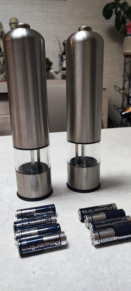 **luxe electrisch peper en zoutstel HOME ( RVS)  promo: 25€, Maison & Meubles, Cuisine | Couverts, Comme neuf, Enlèvement