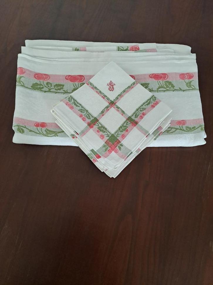 antiek tafellinnen damast met kersen, uit kasteel, Antiek en Kunst, Antiek | Kleding en Textiel, Ophalen of Verzenden