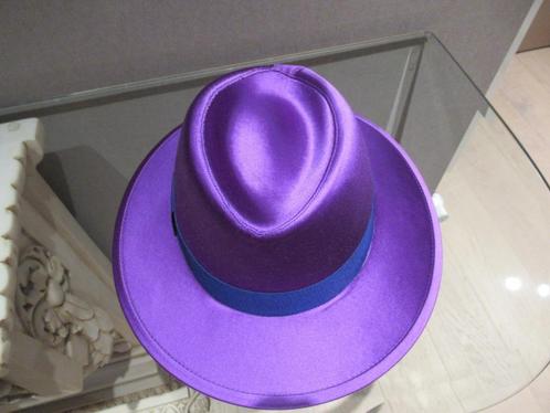 Nieuwe paarse Fedora hoed van Saint Laurent, mt Small, Kleding | Dames, Hoeden en Petten, Nieuw, Hoed, 55 cm (S, 6⅞ inch) of minder