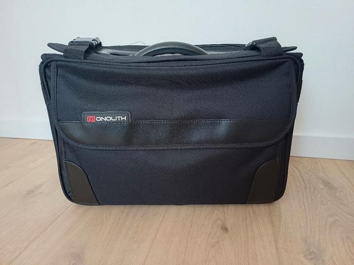 Werktas/draagtas Monolith, Computers en Software, Laptoptassen, Zo goed als nieuw, Schoudertas, Ophalen