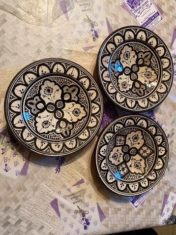 Assiettes artisanales deco du Maghreb  beschikbaar voor biedingen