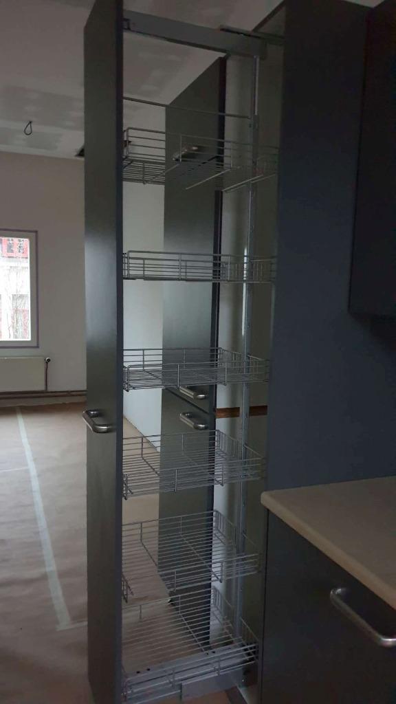 Kolomkast, apotheekkast, geleiders, 6 inhangbodems, perfekt!, Huis en Inrichting, Keuken | Keukenelementen, Ophalen