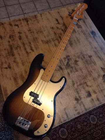 Squier by Fender Precision bass late 50'ies beschikbaar voor biedingen