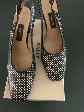 Bally schoenen maat 39 1/2  beschikbaar voor biedingen