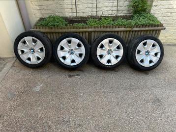 BMW 116i originele wielen beschikbaar voor biedingen