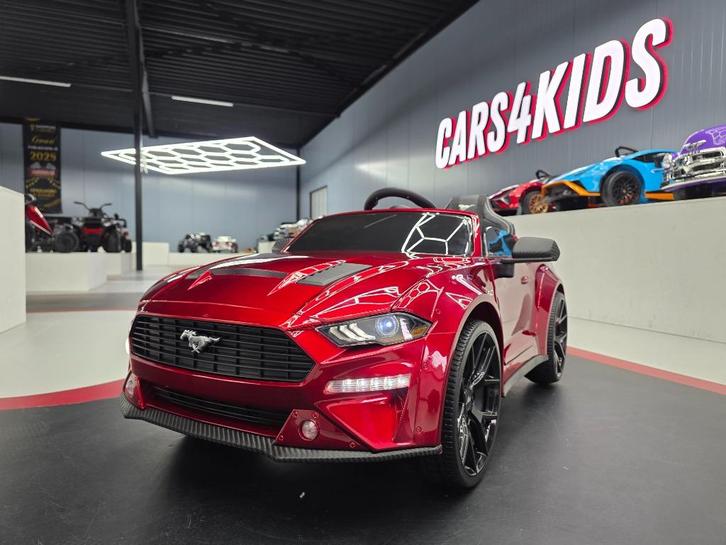 Kinderauto Ford Mustang - 24 volt - met drift - leren zit-RC, Kinderen en Baby's, Speelgoed |Speelgoedvoertuigen, Nieuw, Afstandsbediening