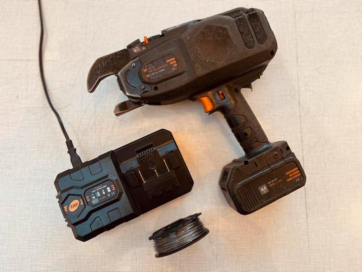 Vlechtmachine TJEP EP-40 (re-bar binder), Doe-het-zelf en Bouw, Gereedschap | Overige machines, Gebruikt, Ophalen