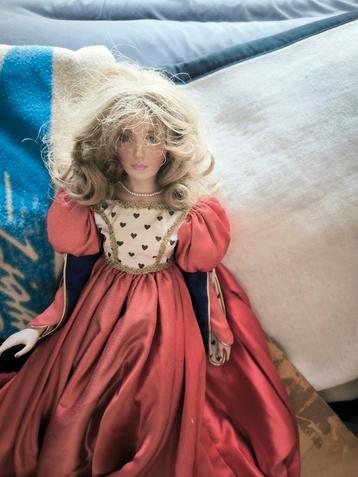 Franklin Doll Queen of Hearts beschikbaar voor biedingen