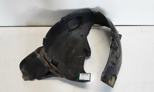BINNENSPATSCHERM LINKS VOOR Skoda Fabia III (NJ3), Auto-onderdelen, Carrosserie, Spatbord, Skoda, Voor, Links, Gebruikt