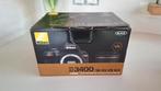 Nikon D3400 + 18-55 mm lens + draagtas, Audio, Tv en Foto, Fotocamera's Digitaal, Ophalen of Verzenden, Zo goed als nieuw, Nikon