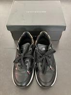 Zwarte sneakers Tommy Hilfiger - maat 34, Kinderen en Baby's, Kinderkleding | Schoenen en Sokken, Gebruikt, Meisje, Schoenen, Ophalen of Verzenden