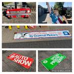 Diverses publicités pour USA Cars, Enlèvement, Utilisé, Panneau publicitaire