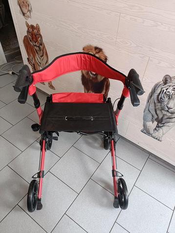 Tribune deambulateur pliable avec 4 roues assise freins NEUF beschikbaar voor biedingen