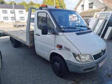 Mercedes 413 sprinter beschikbaar voor biedingen