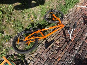 BMX  beschikbaar voor biedingen