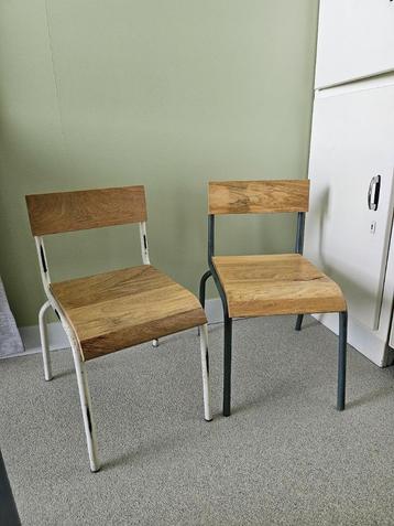 Industriële vintage kinderstoeltjes / kidsdepot beschikbaar voor biedingen