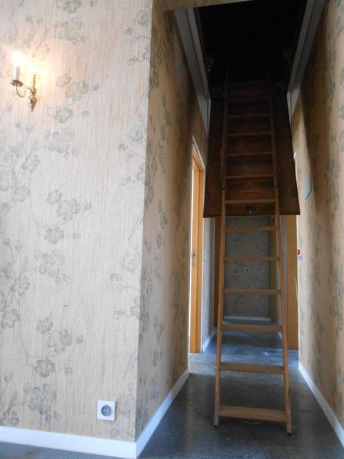 STEVIGE UITSCHUIFBARE ZOLDERTRAP, Doe-het-zelf en Bouw, Ladders en Trappen, Zo goed als nieuw, Opvouwbaar of Inschuifbaar, Ophalen