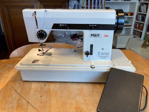 Pfaff 284 - IN NIEUWSTAAT, Hobby en Vrije tijd, Naaimachines en Toebehoren, Zo goed als nieuw, Naaimachine, Pfaff, Ophalen of Verzenden
