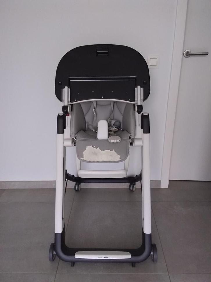 KINDERSTOEL Peg-Pérego, Enfants & Bébés, Chaises pour enfants, Coulissant, Ceinture(s), Enlèvement