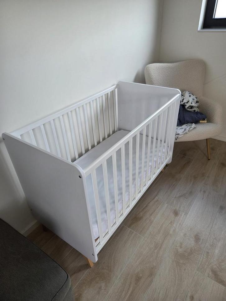 Quax Loft babybed incl. Matras, Kinderen en Baby's, Babywiegjes en Ledikanten, Gebruikt, Ledikant, Ophalen