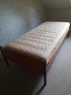Lit avec matelas 1 personne 90x200, 90 cm, Une personne, Brun, Enlèvement