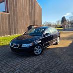 Volvo S40 1.6D van 2007, met 290.000kms, Auto's, 4 deurs, Zwart, Zwart, Euro 4