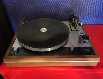 Thorens TD 160 in nette staat, nieuwe riem, met kap en Shure