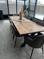 Grote houten bewerkte tafel 2.60 op 1.00 met 10 stoelen, Enlèvement, Comme neuf