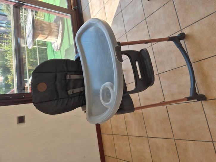 Chaise haute bébé MaxiCosy, Enfants & Bébés, Chaises pour enfants, Comme neuf, Enlèvement