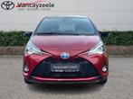 Toyota Yaris Two-Tone+cam+nav+lichtmetalen, Autos, Toyota, Hybride Électrique/Essence, Automatique, Achat, Hatchback