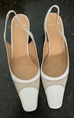 Jolie paire de chaussures en cuir Unisa 40 | Unista, Comme neuf, UNISA, Enlèvement ou Envoi, Blanc