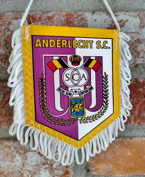 RSC Anderlecht 1980s unieke vintage vaandel, Verzamelen, Sportartikelen en Voetbal, Zo goed als nieuw, Spel, Ophalen of Verzenden