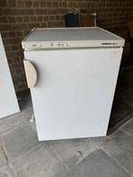 Tafel diepvries Liebherr - 4 ruime schappen, Elektronische apparatuur, Vriezers en Diepvrieskisten, Ophalen, Zo goed als nieuw