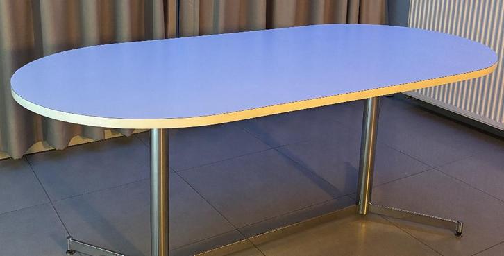 Witte ovalen keukentafel, Huis en Inrichting, Tafels | Eettafels, Gebruikt, 50 tot 100 cm, 150 tot 200 cm, Vijf personen of meer