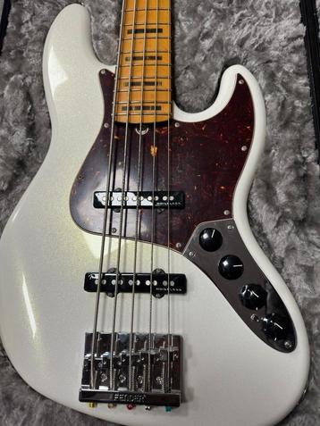 Fender American Ultra Jazz Bass V Arctic Pearl MN