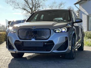 BMW iX1 edrive20 M Automaat panodak leder beschikbaar voor biedingen