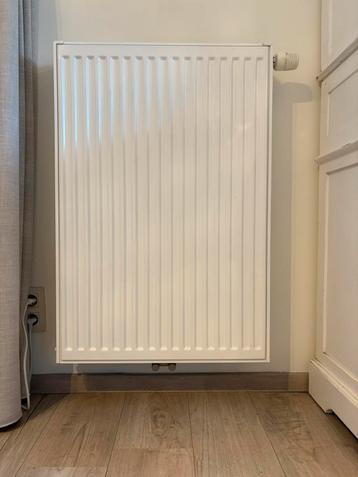 Radiator 60x90 (2 stuks) + 50x90 (1stuk) + 90x90 (1stuk) beschikbaar voor biedingen