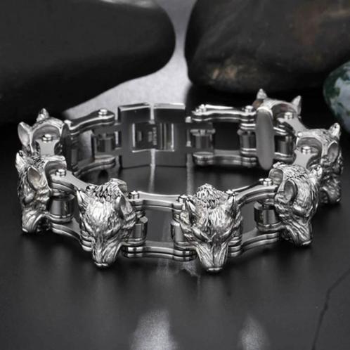 Unieke wolvenkop armband, Handtassen en Accessoires, Armbanden, Nieuw, Staal, Zilver, Verzenden