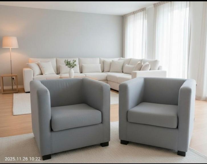 2 stijlvolle Dome Deco designfauteuils, nieuwprijs 1250/st, Huis en Inrichting, Zetels | Voetbanken en poefs, Stof, Ophalen