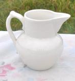 pot au lait faience blanche sans marque, Enlèvement ou Envoi