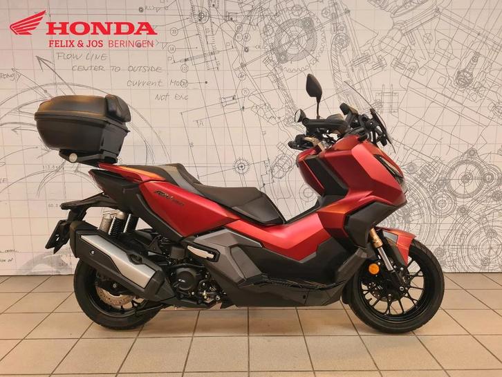 Honda ADV 350 (année de construction 2023), Motos, Motos | Honda, Entreprise, Scooter, 12 à 35 kW