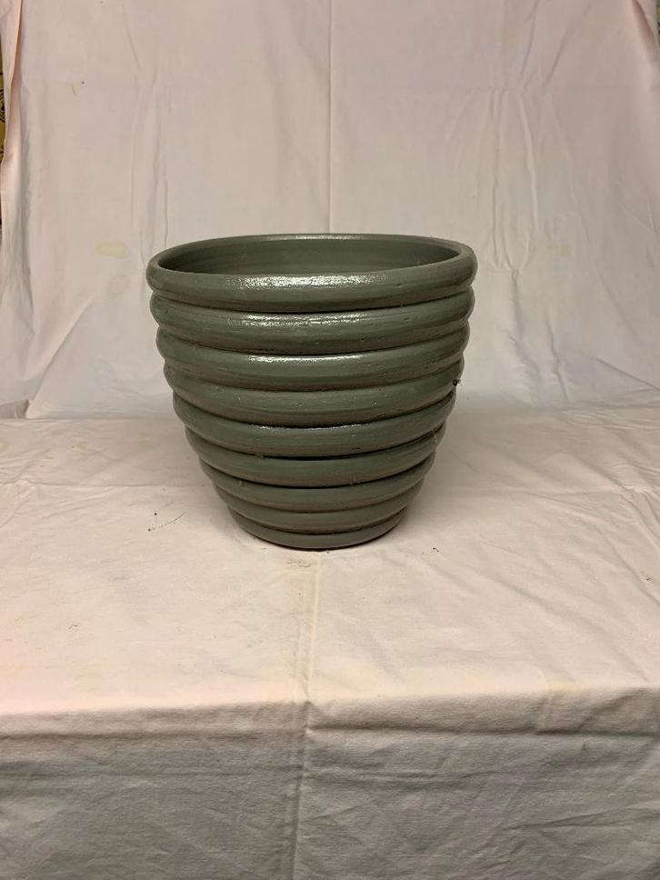 Kaki groene bloempot, Tuin en Terras, Bloempotten, Aardewerk, Binnen, Rond, Ophalen of Verzenden