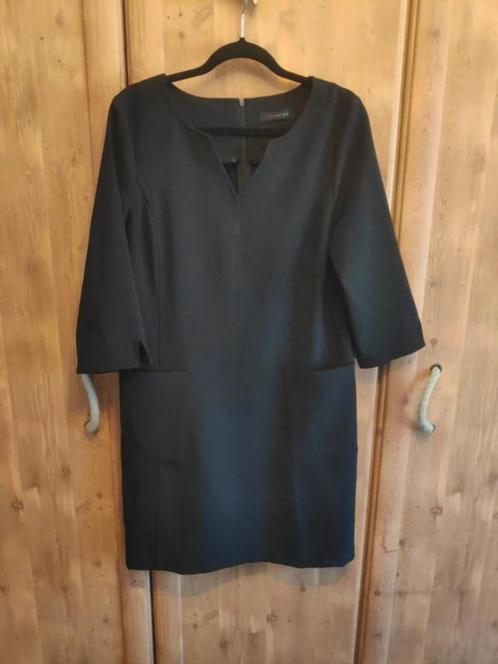 Zwarte jurk LolaLiza, Kleding | Dames, Jurken, Zo goed als nieuw, Maat 42/44 (L), Zwart, Ophalen of Verzenden