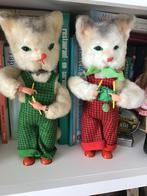 2 chats à tricoter mécaniques anciens en parfait état 1940, Antiquités & Art, Antiquités | Jouets, Enlèvement ou Envoi